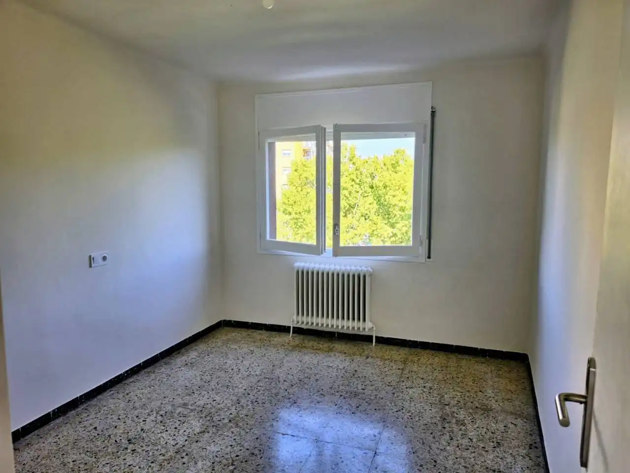 Bedroom of Flat for sale in Centre  