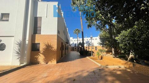 Foto 2 de Casa adosada en venda a Lepe, Huelva