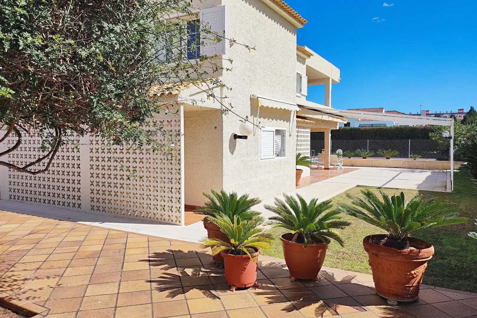 Vista exterior de Casa o chalet en venta en Canet d'En Berenguer con Calefacción, Jardín privado y Terraza