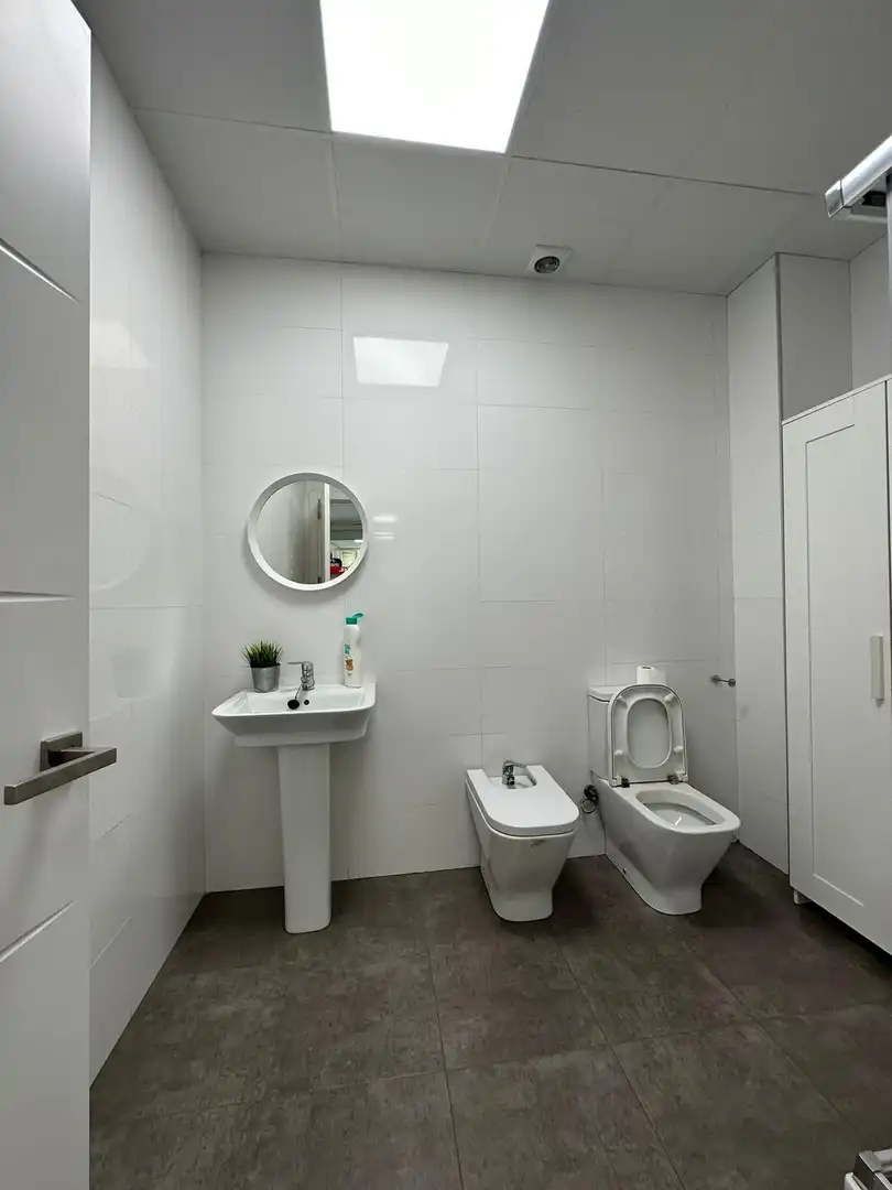 Baño de Nave industrial en venta en Paiporta