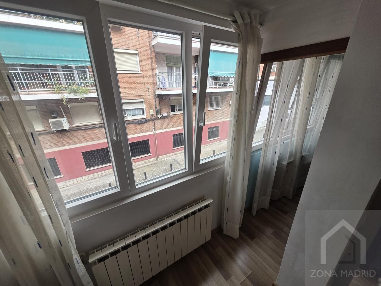 Bedroom of Flat for sale in  Madrid Capital  with Terrace and Furnished