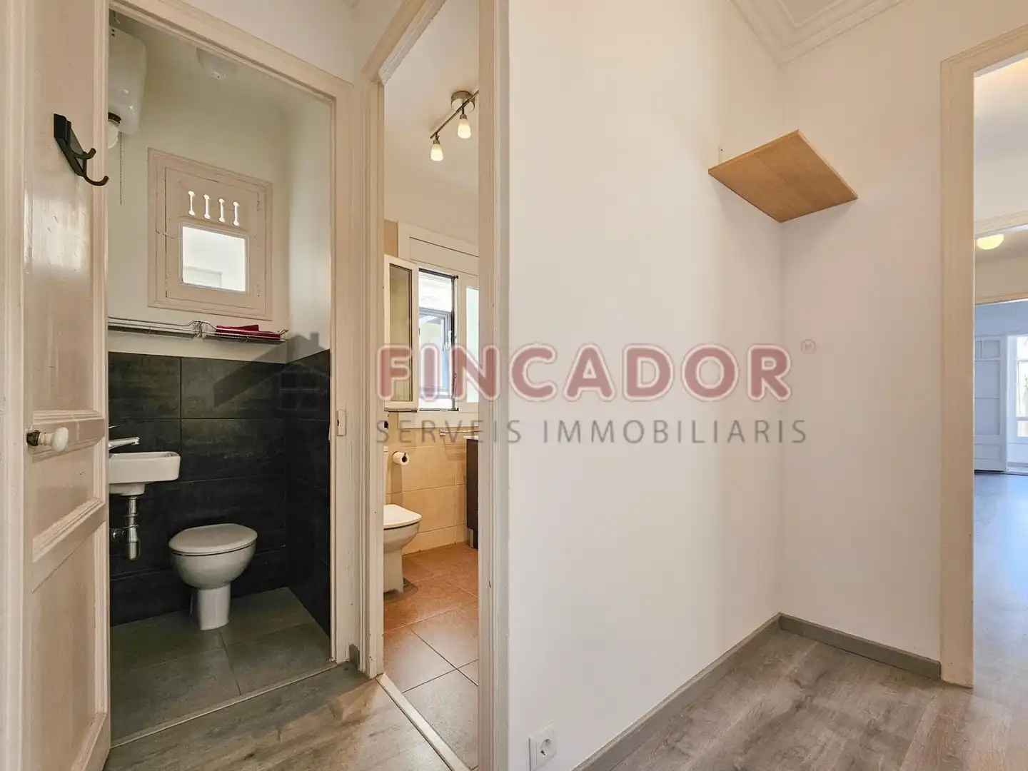 Bedroom of Flat for sale in Barcelona  with Air Conditioner, Heating and Parquet flooring