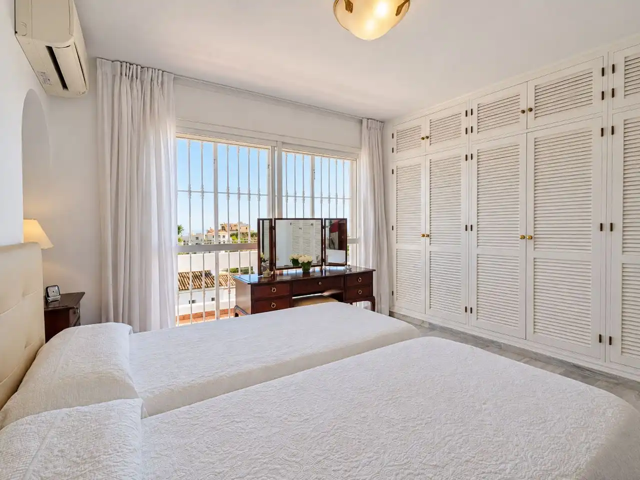 Dormitori de Casa o xalet en venda en Marbella Centro