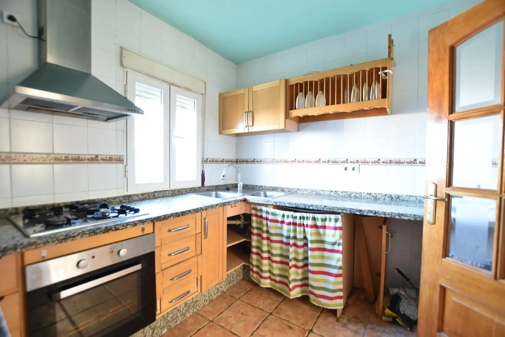 Kitchen of Flat for sale in Granada  with Balcony