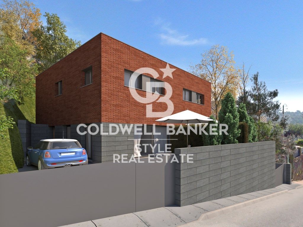 Exterior view of House or chalet for sale in Terrassa