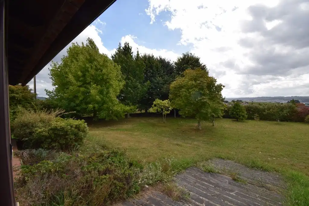 Garden of Houses for sale in Miño  with Heating, Parquet flooring and Storage room