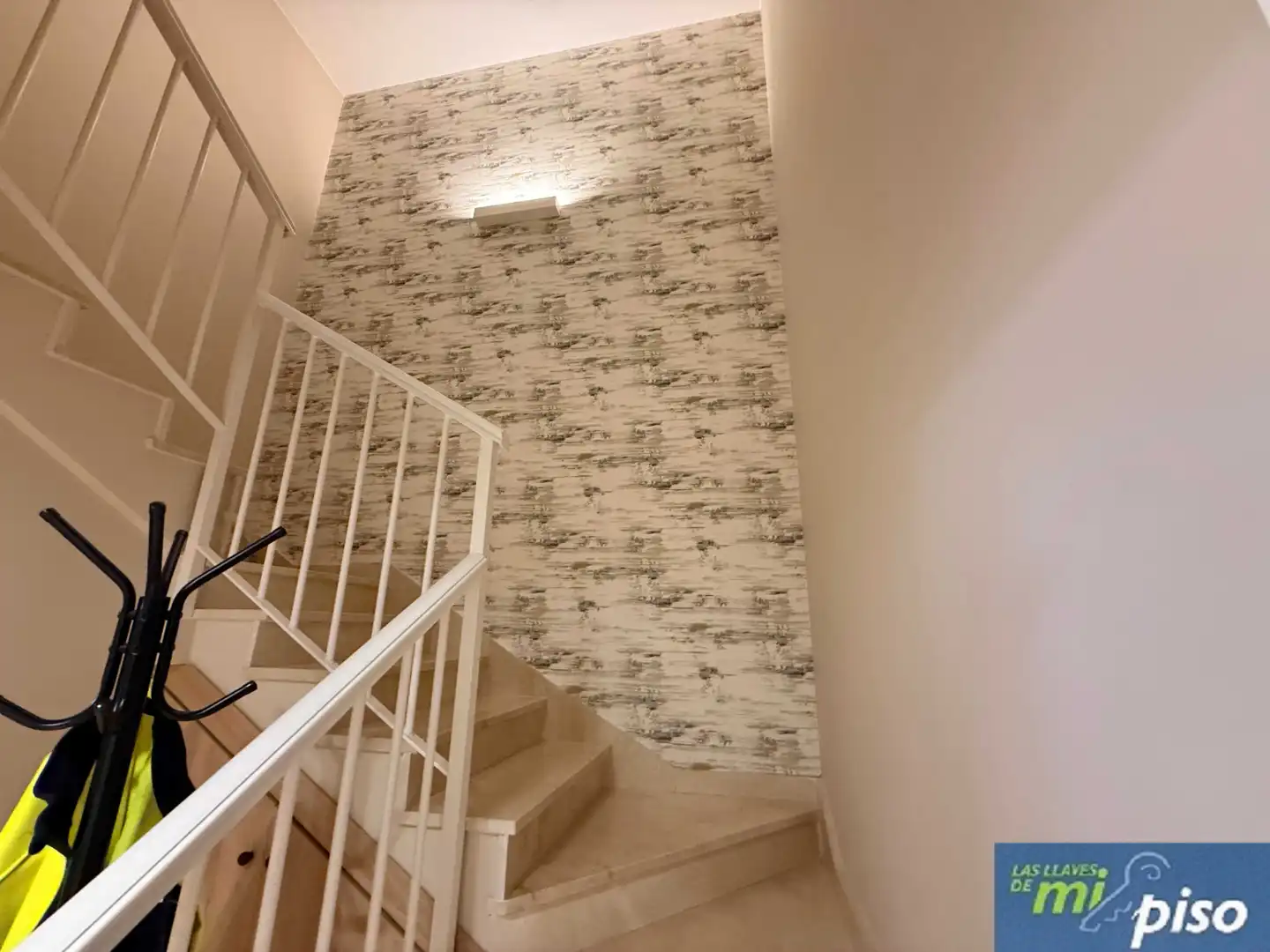 Casa adosada en venda en Cabezón de Pisuerga amb Calefacció, Jardí privat i Parquet