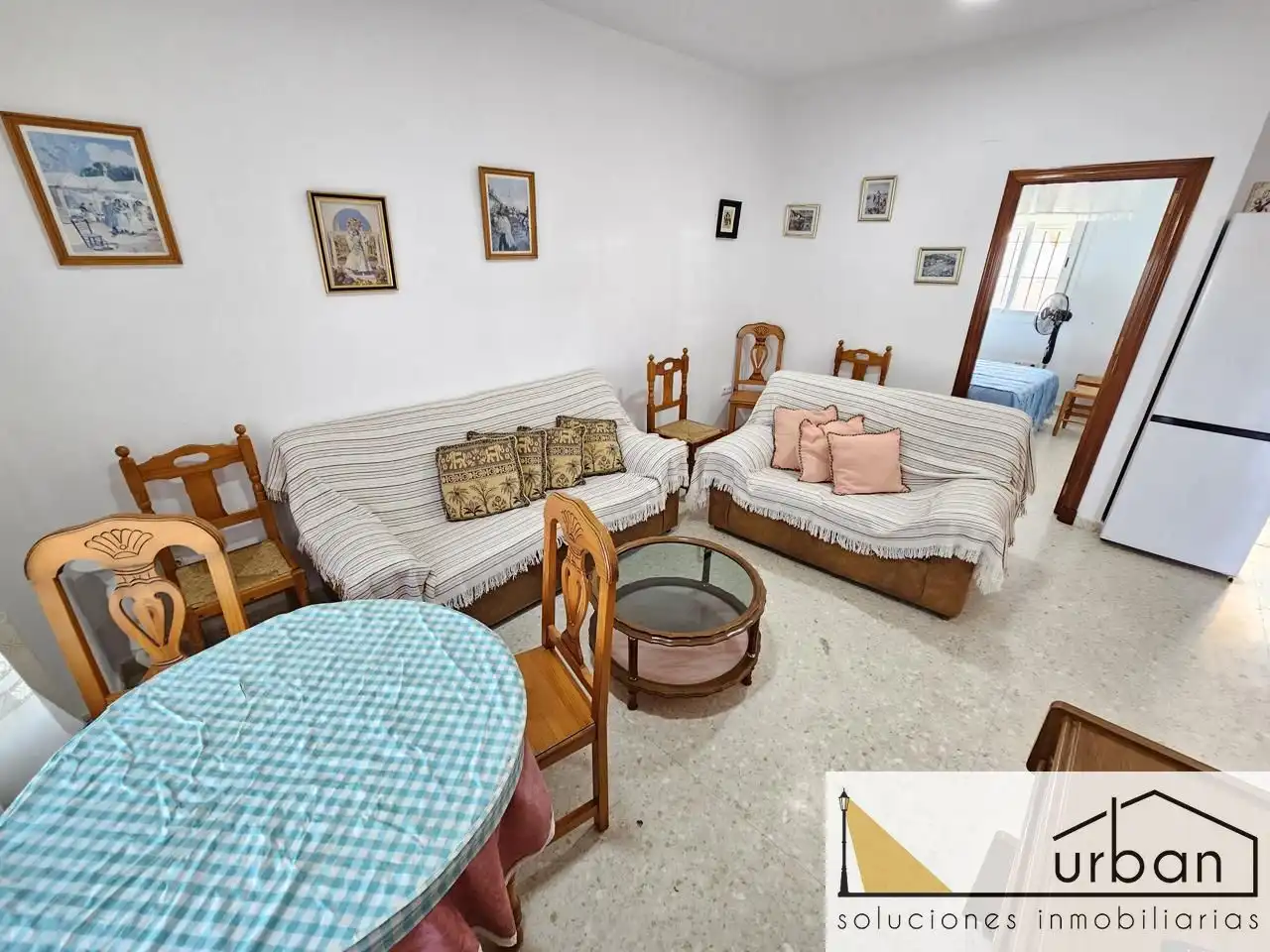 Sala d'estar de Casa o xalet en venda en Chipiona amb Terrassa
