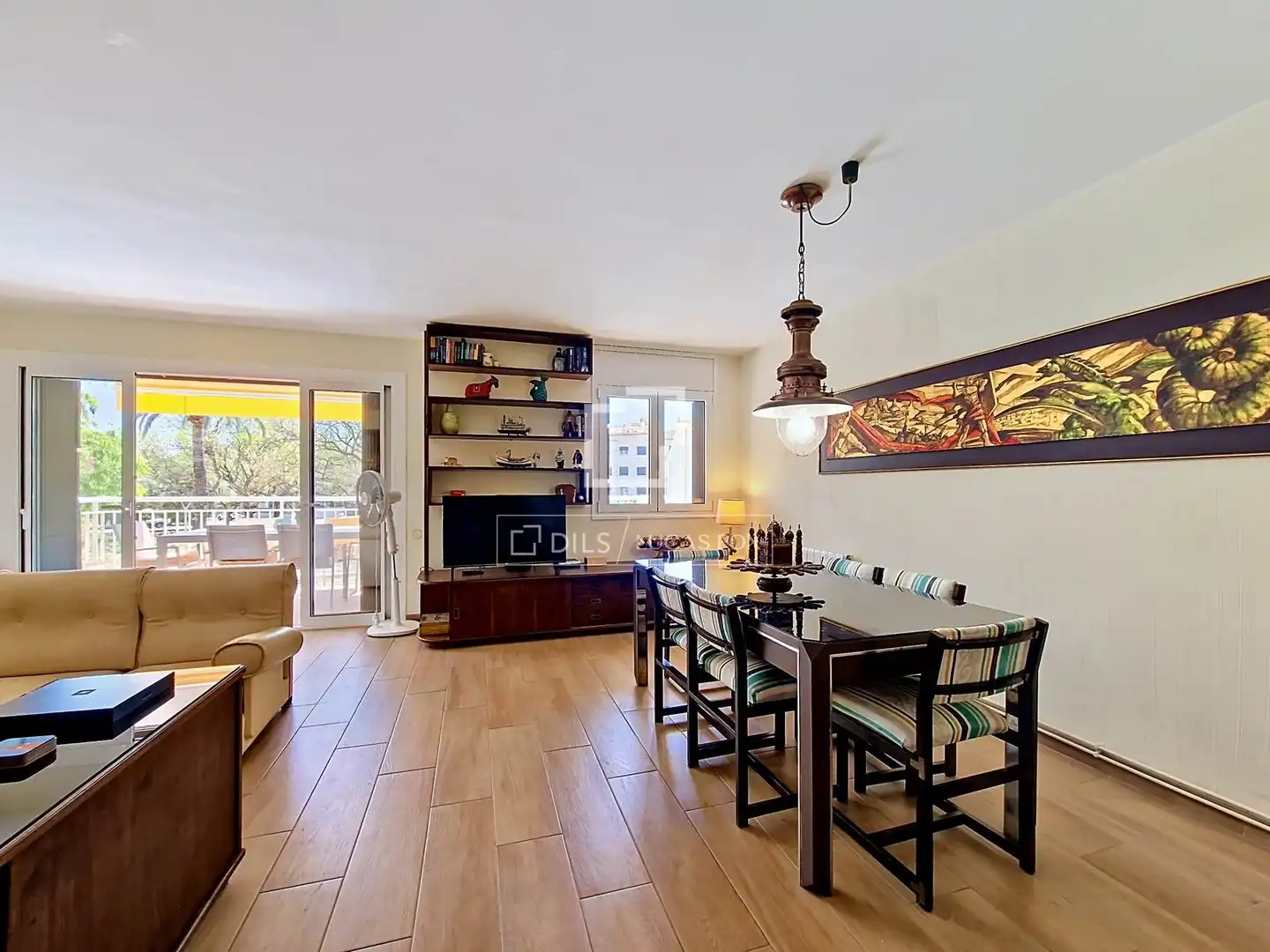 Dining room of Flat for sale in Vilanova i la Geltrú  with Air Conditioner, Heating and Terrace