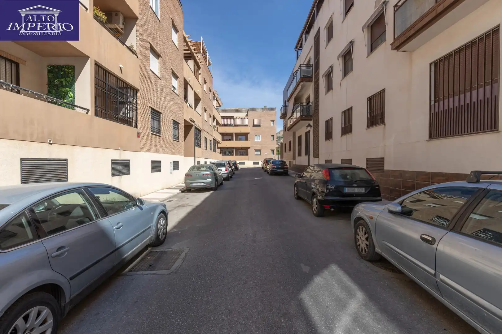 Außenansicht von Wohnung zum Verkauf in Atarfe mit Terrasse