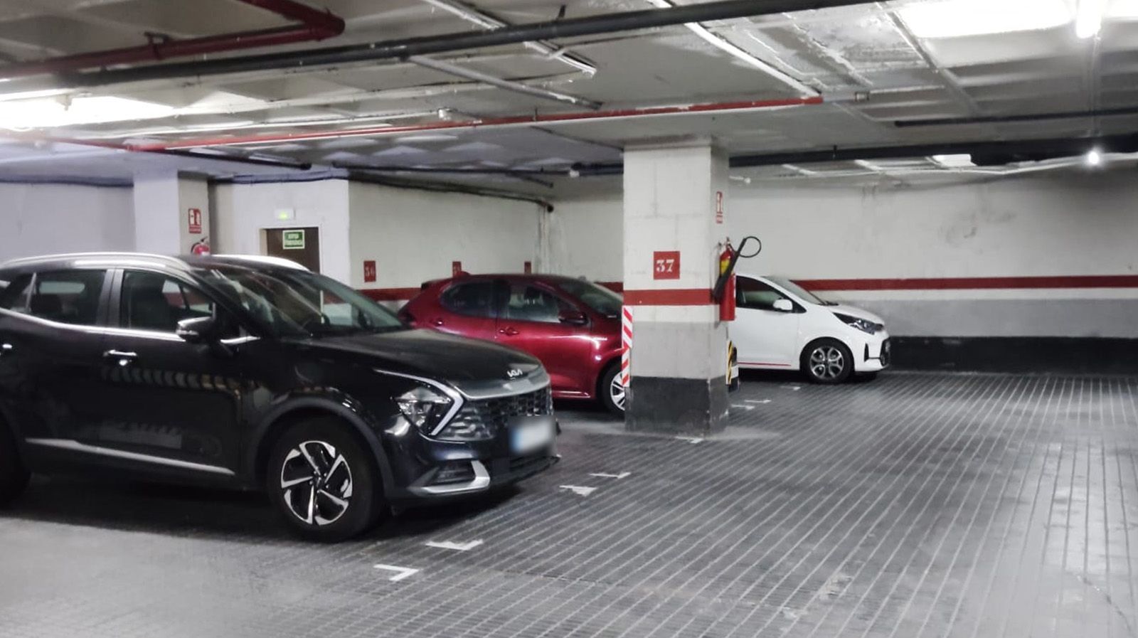 Parking of Garage for rent in  Barcelona Capital