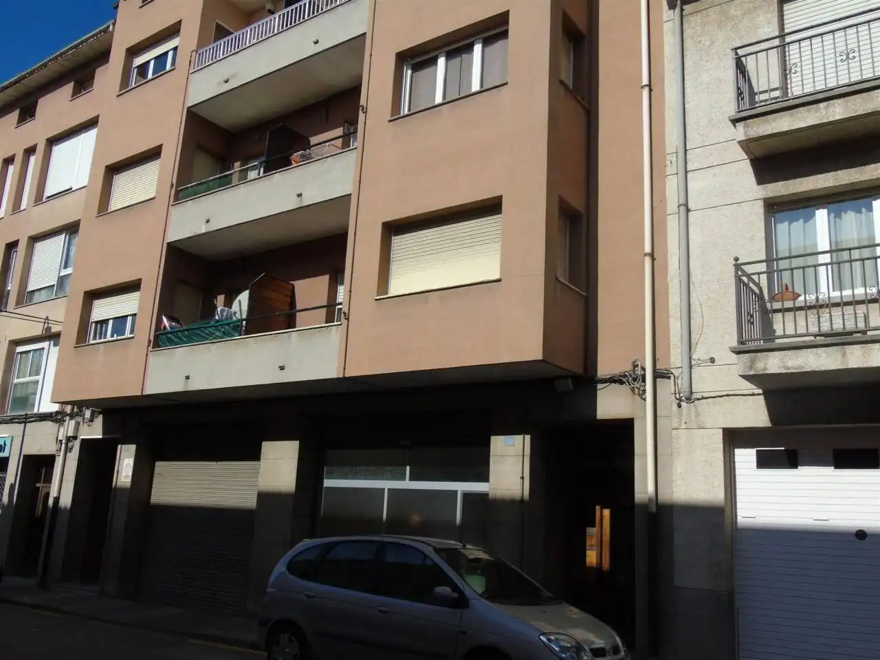 Vista exterior de Piso en venta en Manlleu con Trastero