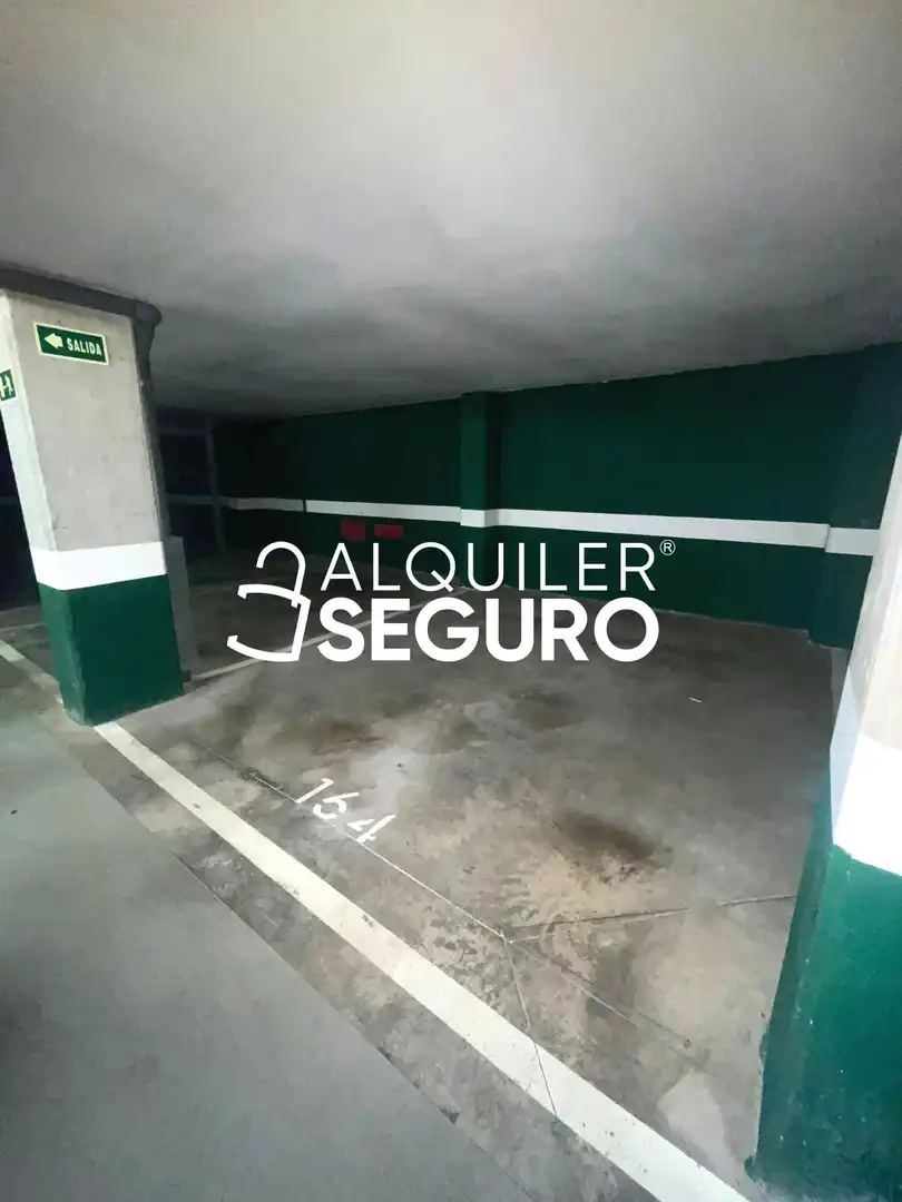 Parking of Flat for rent in Ciudad Lineal