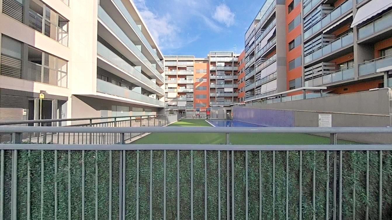 Vista exterior de Pis en venda en Paterna amb Aire condicionat, Jardí privat i Terrassa