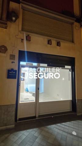 Local comercial en Alquiler en Avenida De Monforte de Lemos en Pilar