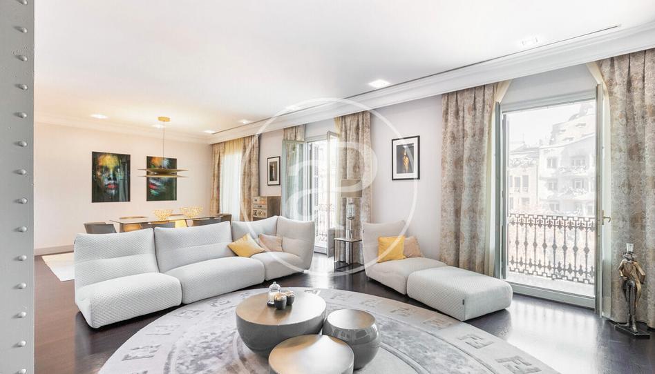 Photo 1 of Flat to rent in Pg. de Gràcia, Dreta de l'Eixample, Barcelona