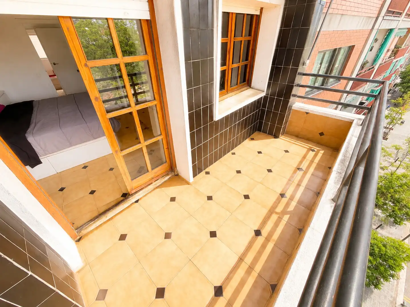 Balcony of Duplexes for sale in Santa Coloma de Gramenet  with Air Conditioner, Heating and Parquet flooring