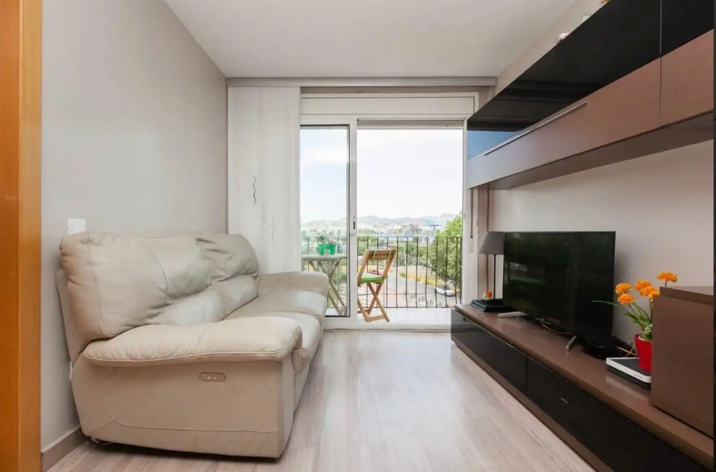 Flat with terrace for sale in Avenida CORTS CATALANES, imagen 4