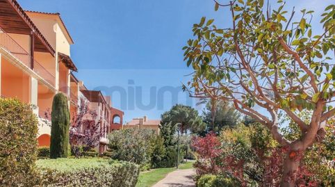 Foto 2 de Apartament en venda a Calle de Les Terres Noves, Bonmont Terres Noves, Mont-roig del Camp