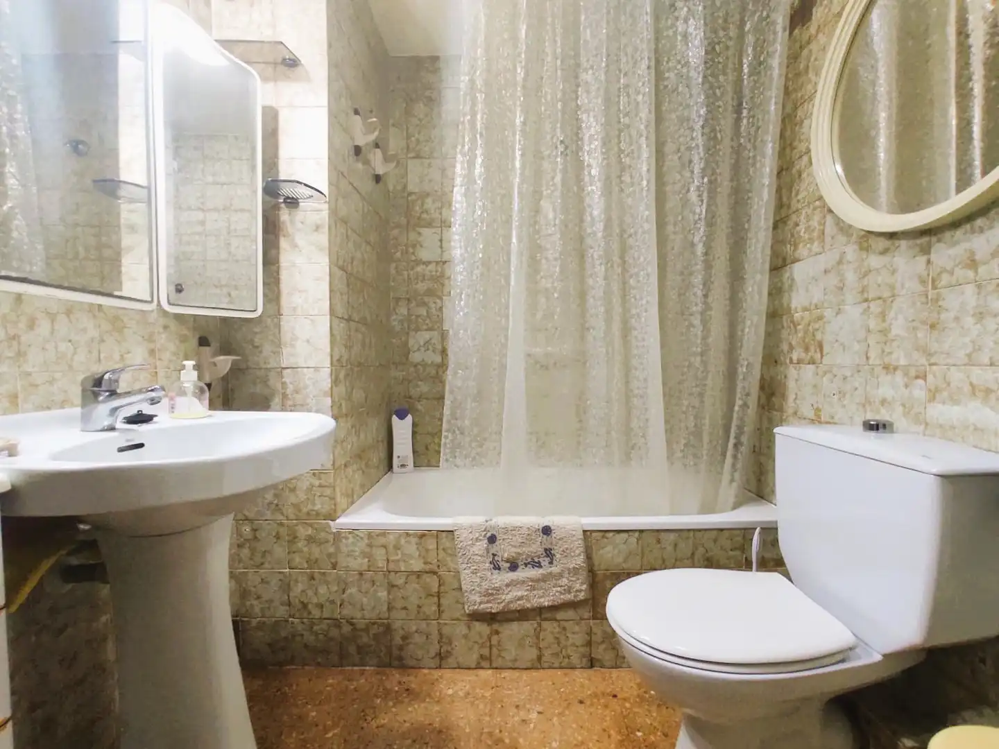 Bathroom of Apartments for rent in Canet d'En Berenguer  with Terrace, Furnished and Community pool