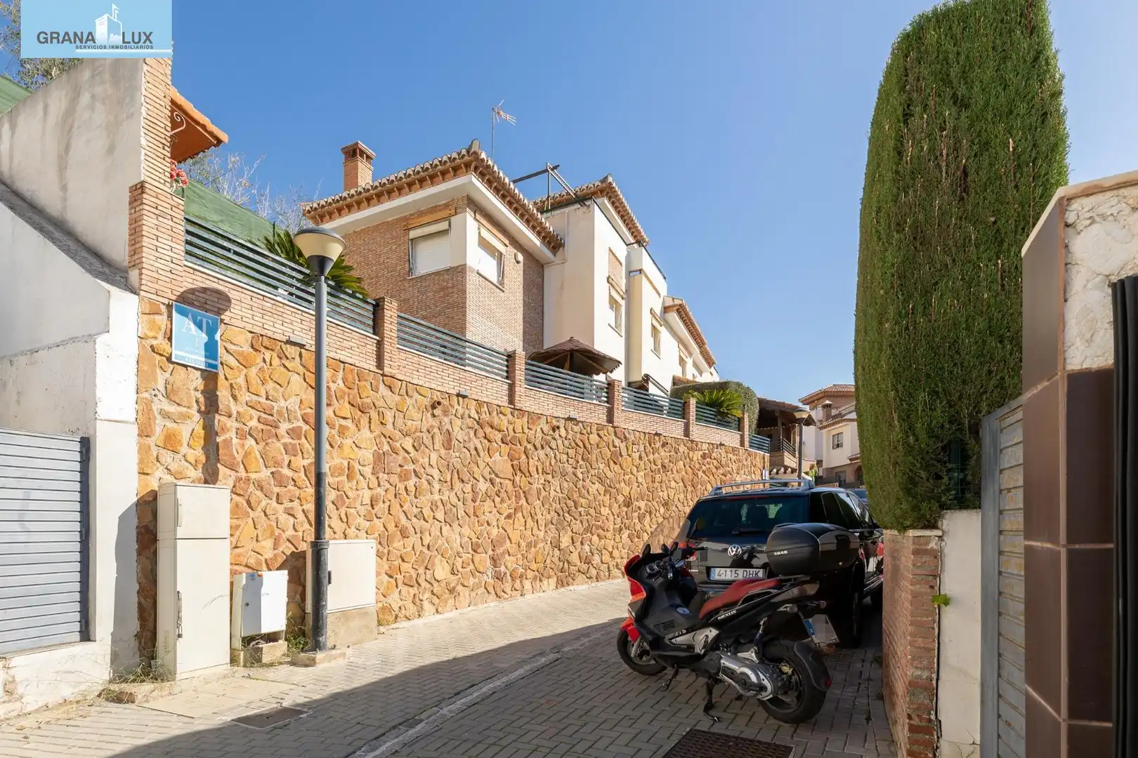 Detached house with pool for sale in 45 Calle la Iruela, imagen 3