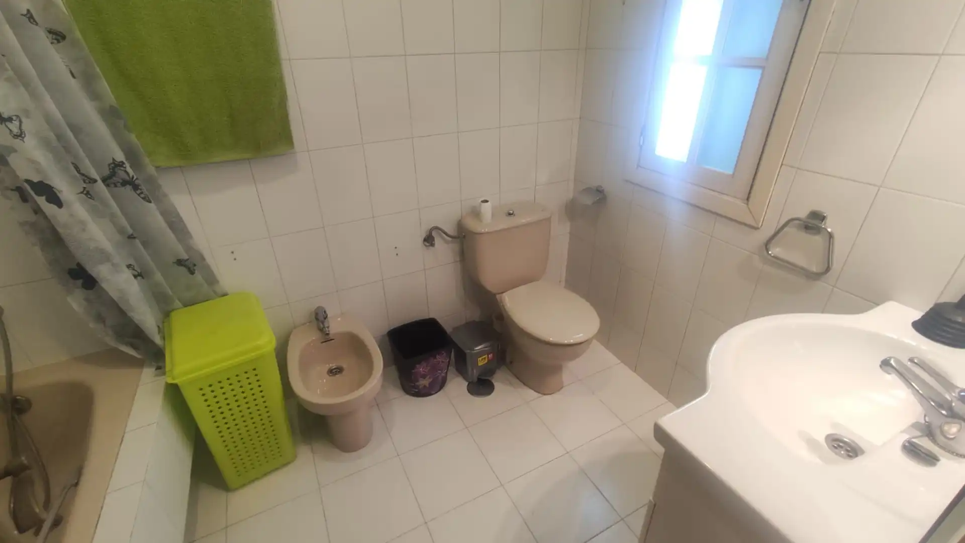 Badezimmer von Wohnung zur Miete in Ourense Capital  mit Heizung, Möbliert und Ofen