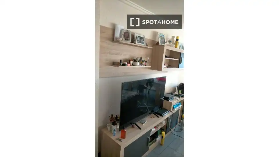 Sala d'estar de Pis de lloguer en Paterna amb Aire condicionat, Calefacció i Moblat