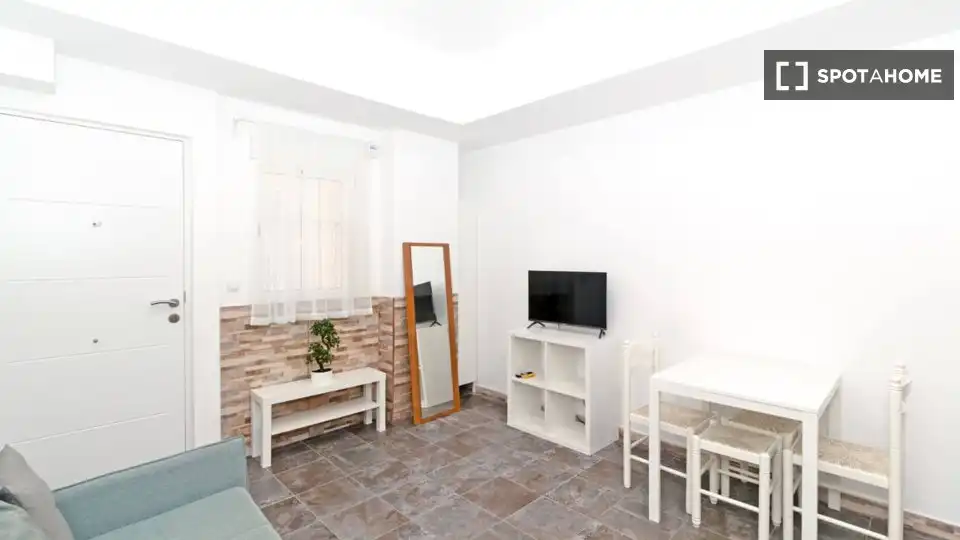 Living room of Flat for rent in Valencia  with Air Conditioner, Heating and Furnished