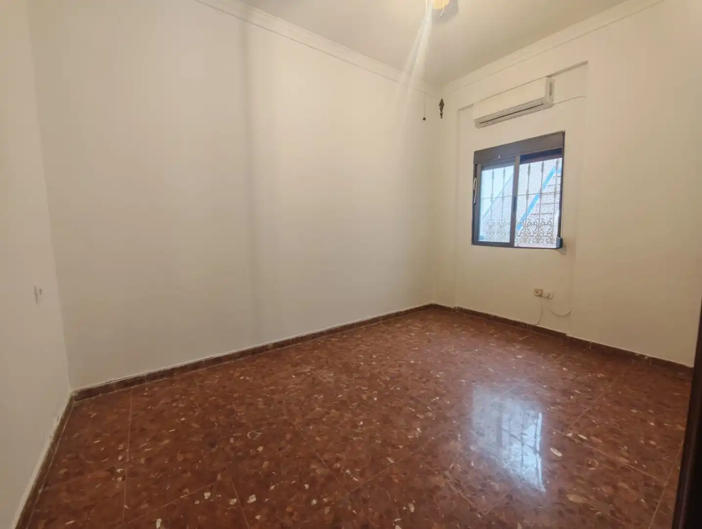 Habitación de Casa o chalet en venta en Alcalá de Guadaira con Aire acondicionado y Terraza