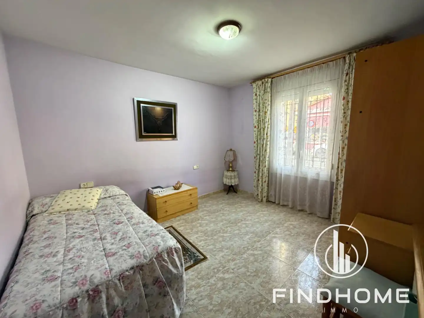 Schlafzimmer von Haus oder Chalet zum Verkauf in Olot mit Privatgarten, Abstellraum und Möbliert