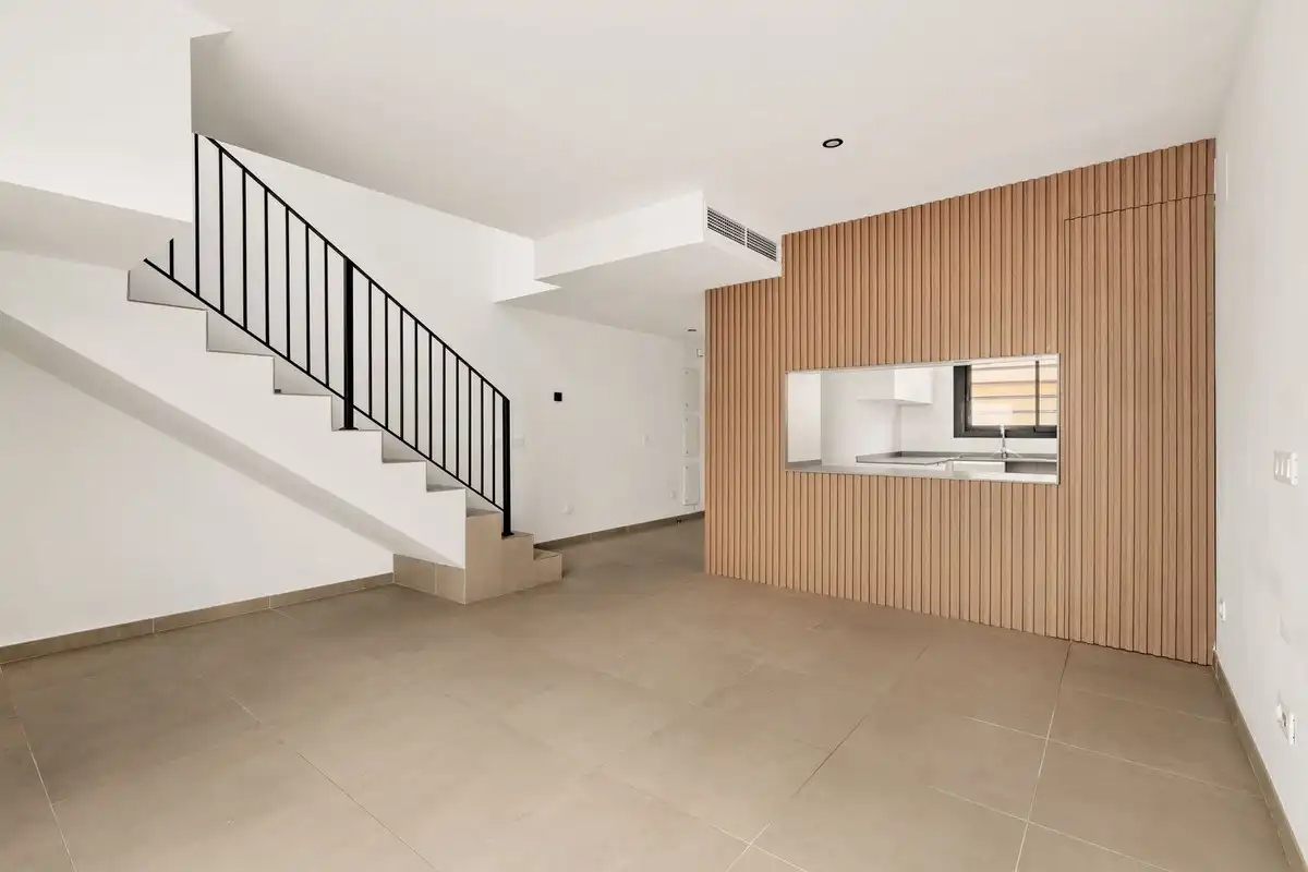 Casa adosada en venta en Estepona con Aire acondicionado, Terraza y Trastero