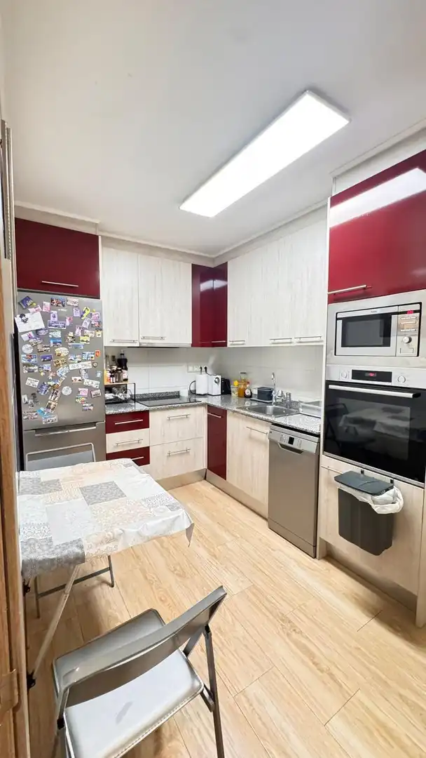 Piso con terraza en venta en Carrer ANTONI GAUDI, imagen 2