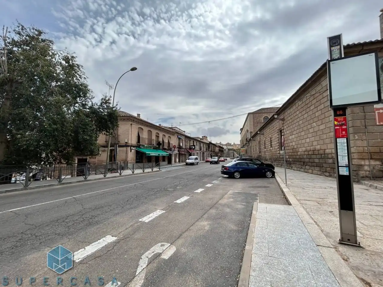 Vista exterior de Local de alquiler en Toledo