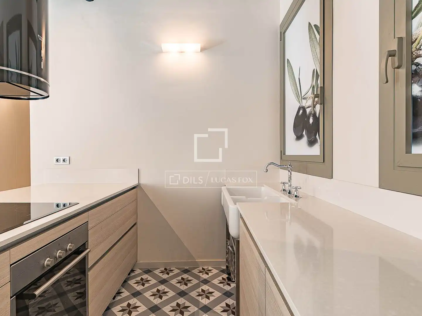 Küche von Wohnung zum Verkauf in Barcelona mit Klimaanlage, Heizung und Möbliert