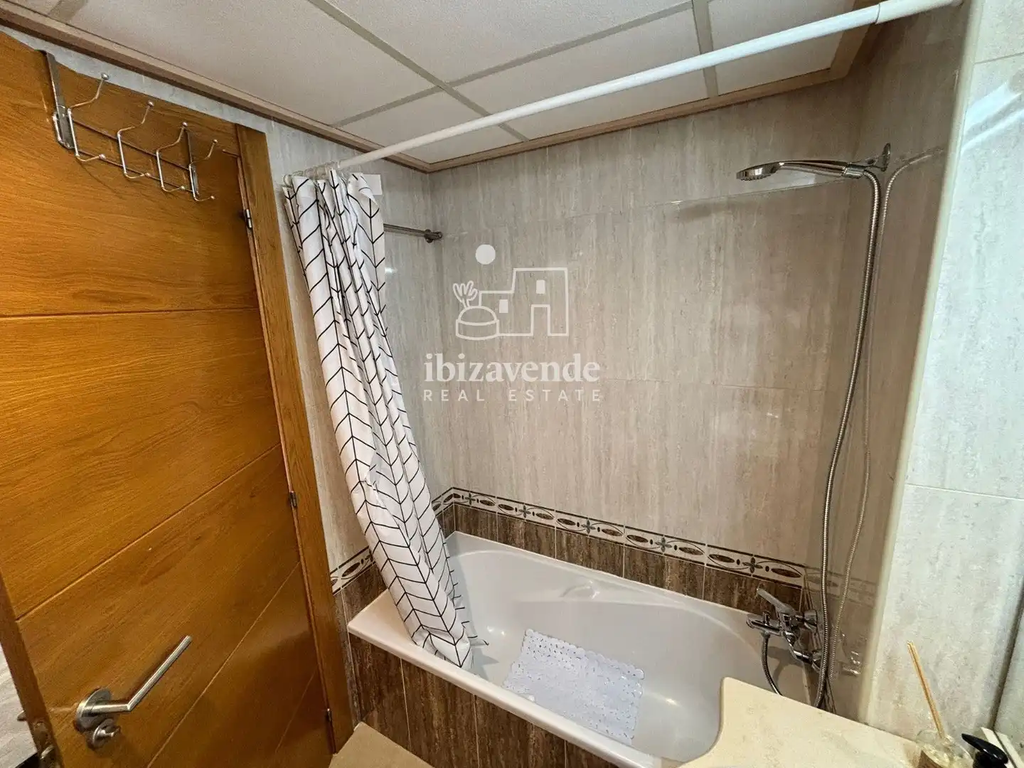 Flat for rent in Pere Matutes Noguera, Ses Figueretes - Platja d'en Bossa - Cas Serres