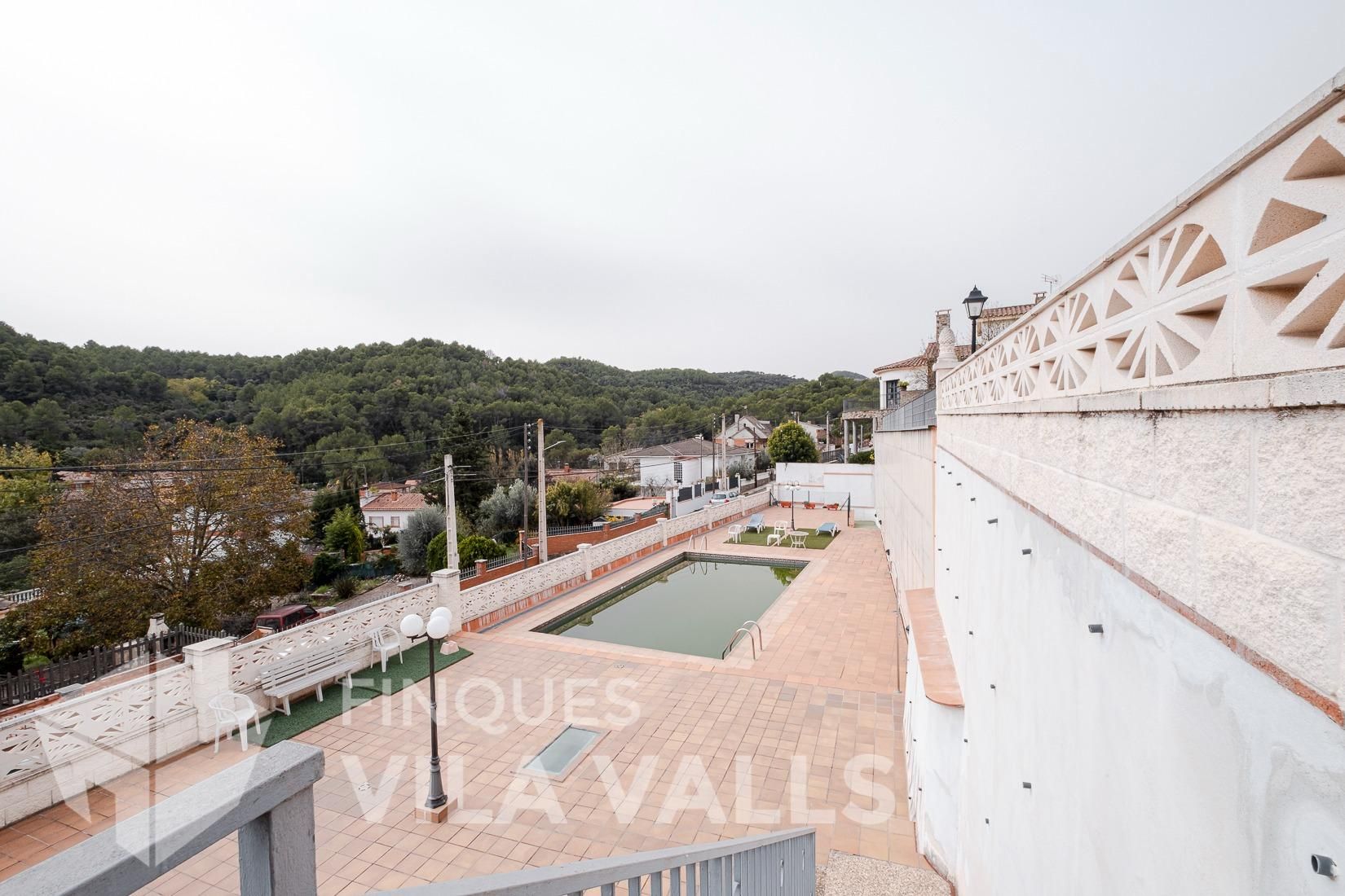 Exterior view of House or chalet for sale in Sant Feliu de Codines  with Heating, Private garden and Swimming Pool