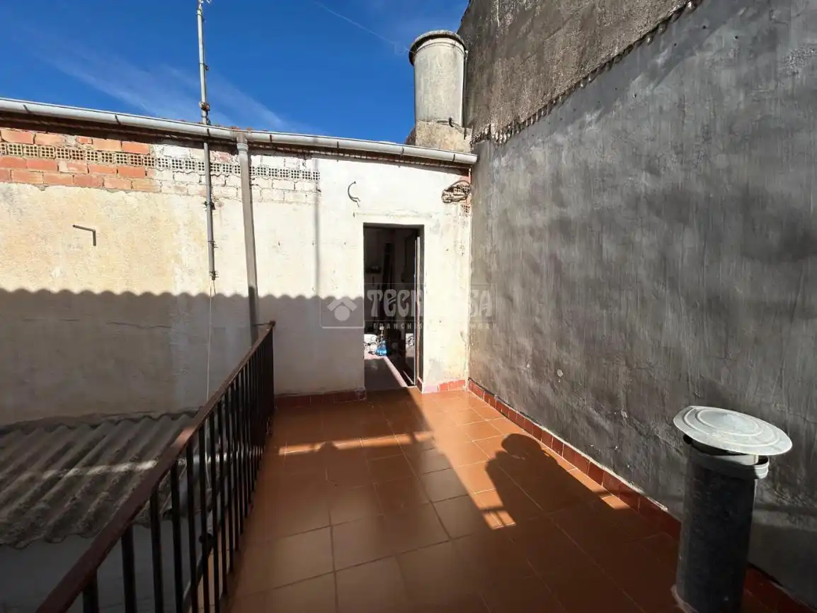 Terrassa de Casa adosada en venda en Baeza amb Aire condicionat i Balcó