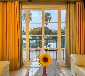 Foto 2 de Pis en venda a Calle Calle Ópalo, Riviera del Sol, Mijas