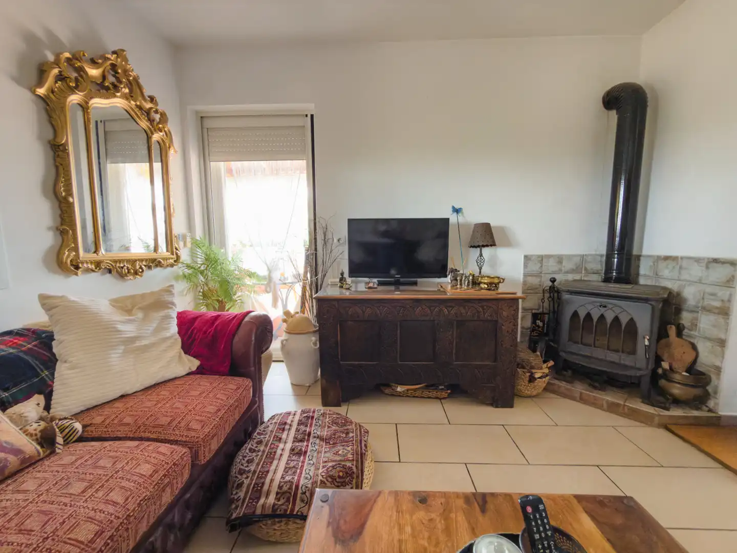Sala de estar de Finca rústica en venta en Coín con Aire acondicionado, Trastero y Piscina