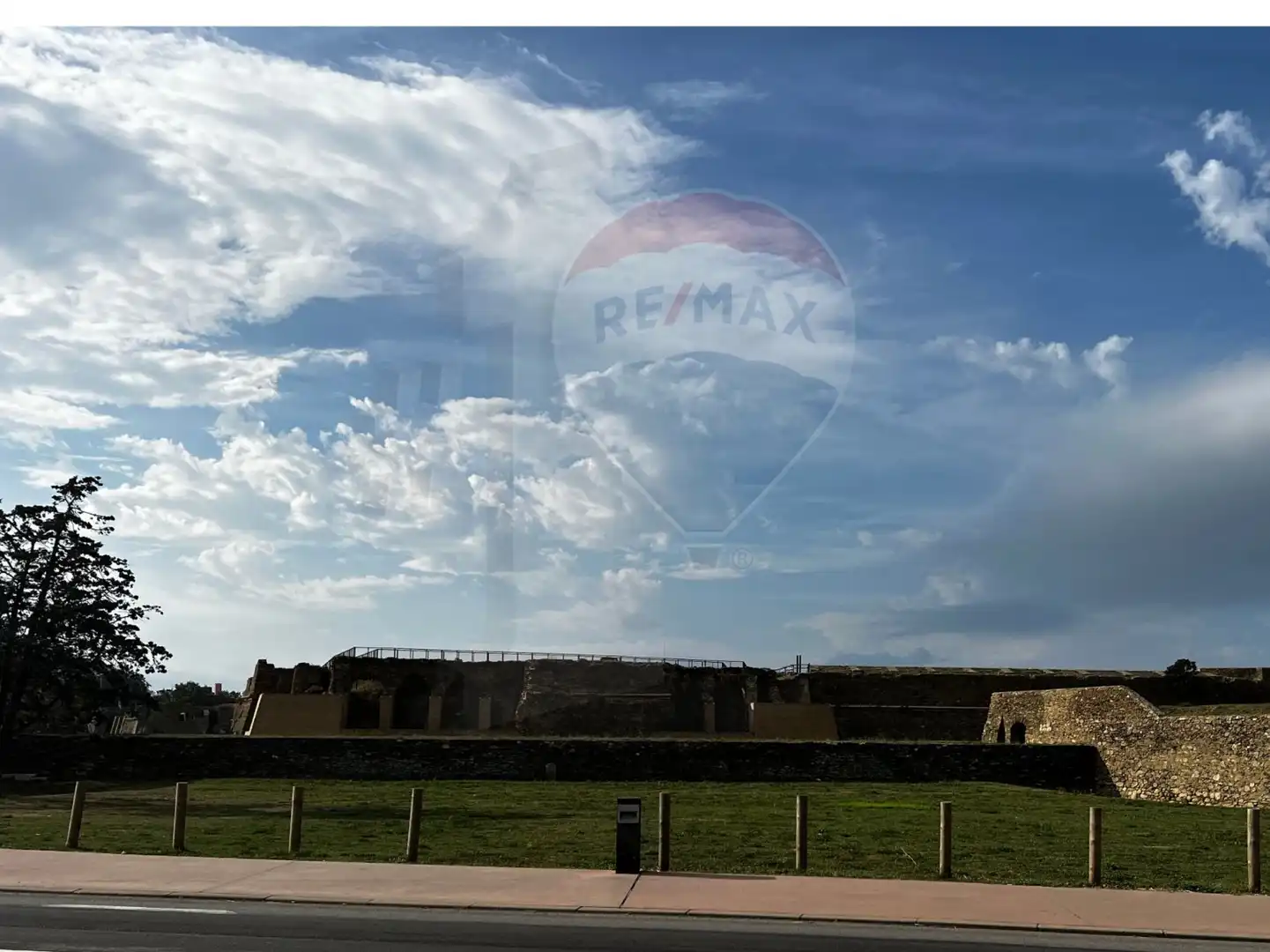 Flat with terrace for sale in Calle CL CAP NORFEU, imagen 16