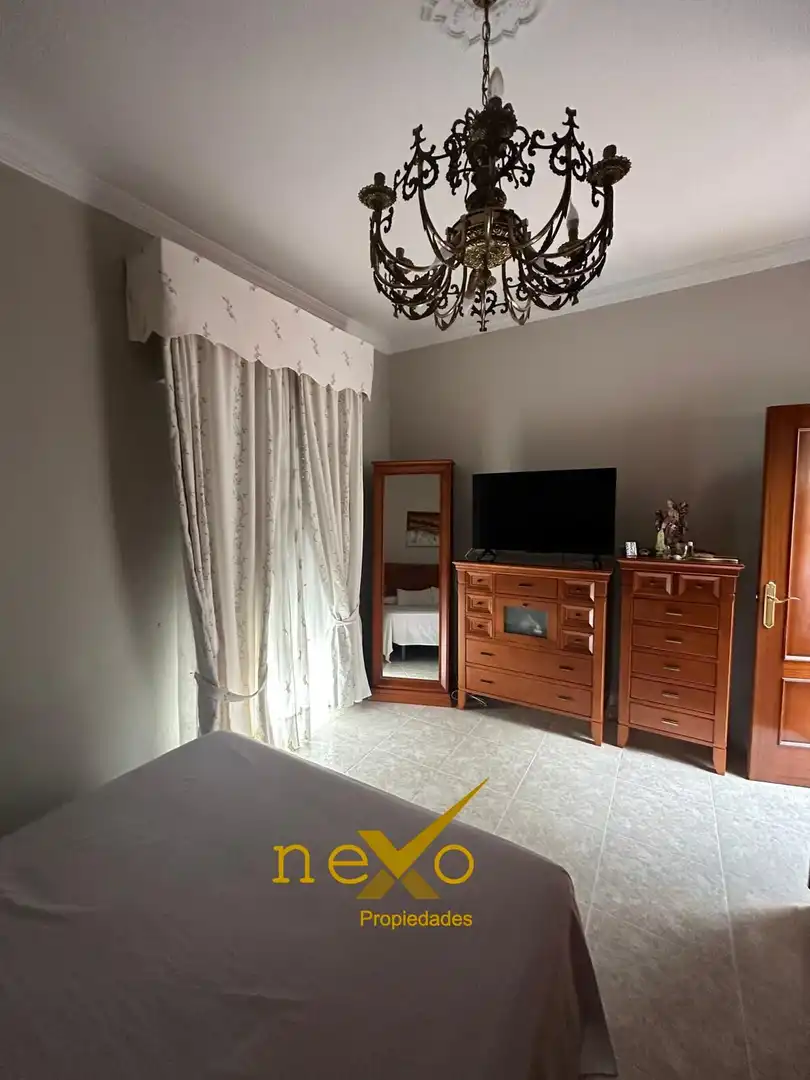 Habitación de Casa o chalet en venta en Carmona