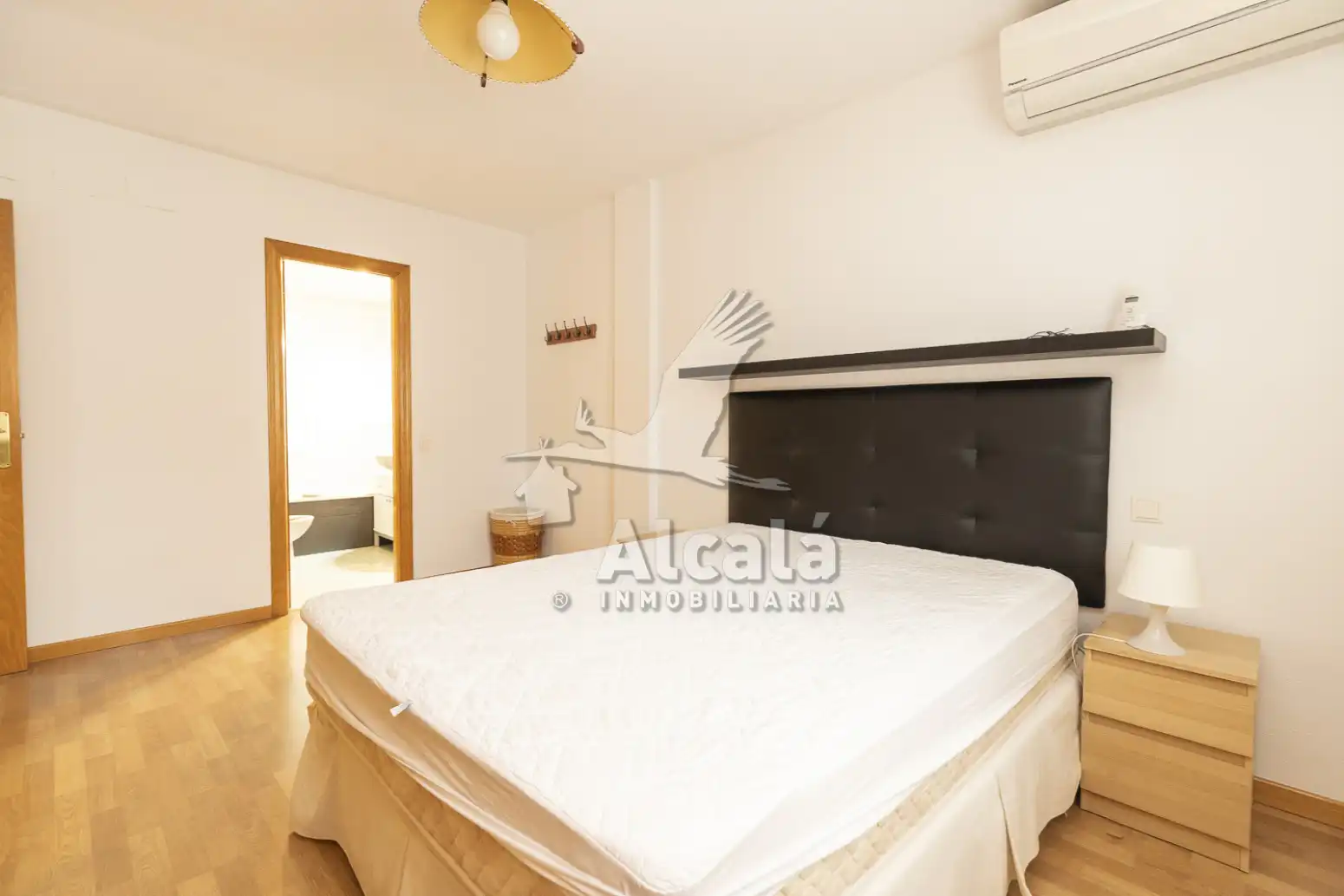 Schlafzimmer von Einfamilien-Reihenhaus zum Verkauf in Alcalá de Henares mit Heizung und Terrasse