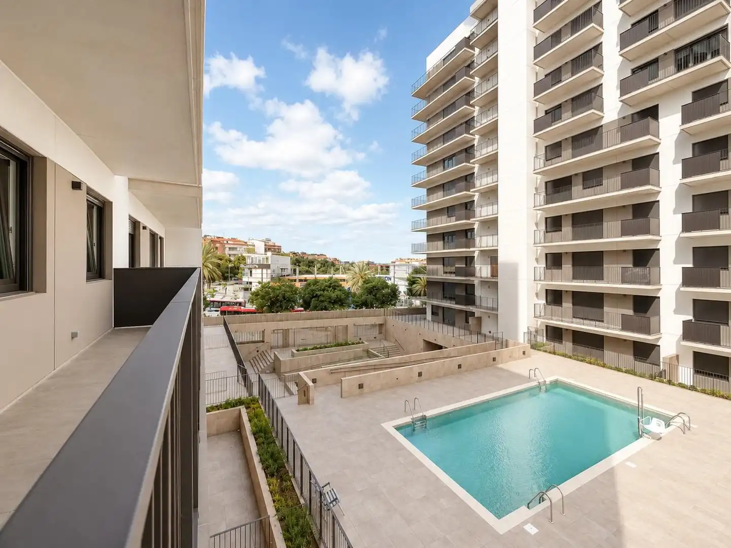 Schwimmbecken von Wohnung zur Miete in Terrassa mit Heizung, Parkett und Terrasse