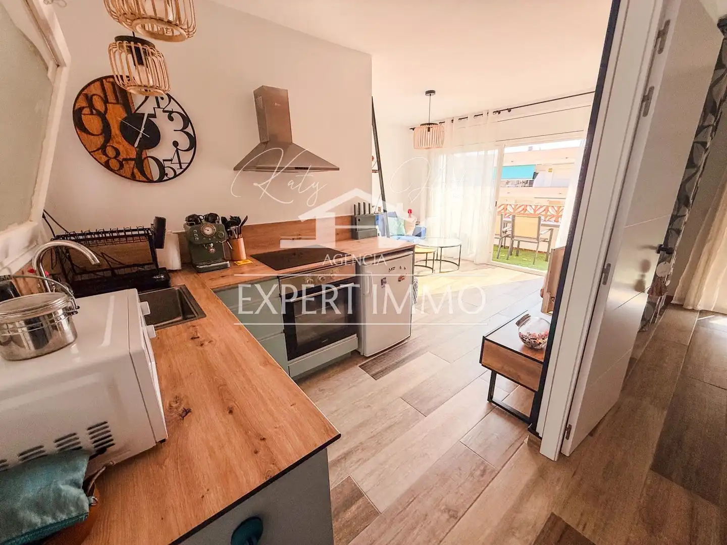 Cuina de Apartament en venda en Roses amb Aire condicionat, Calefacció i Terrassa