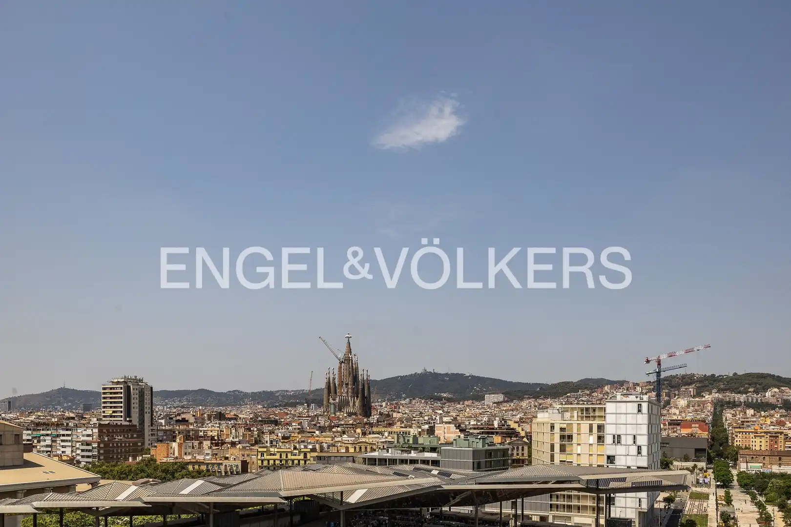 Vista exterior de Piso de alquiler en Barcelona con Aire acondicionado, Calefacción y Parquet