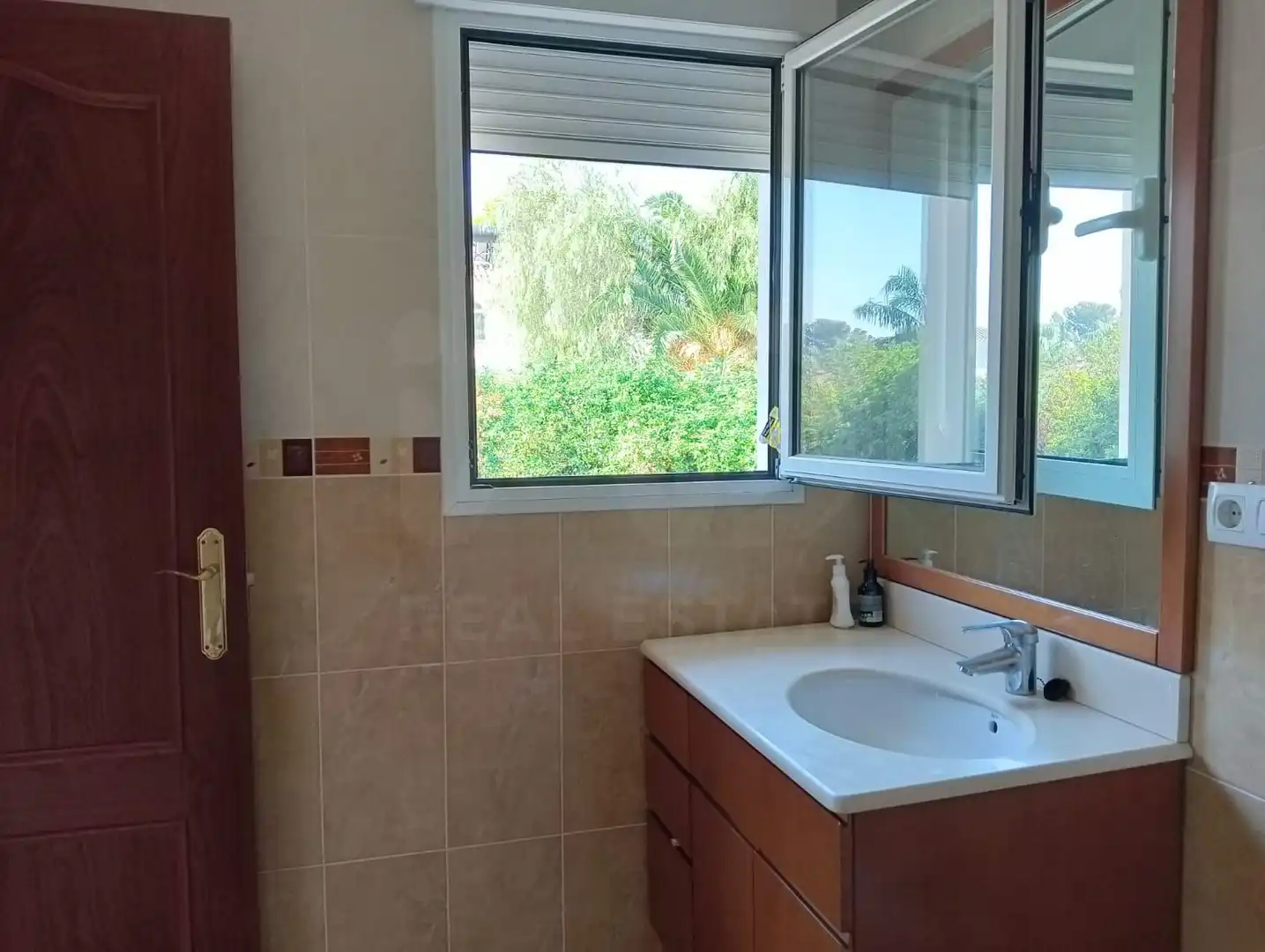 Bathroom of Houses for sale in Puçol