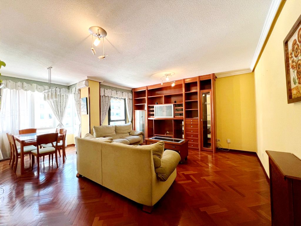 Living room of Flat for rent in Alcalá de Henares  with Heating, Storage room and Furnished