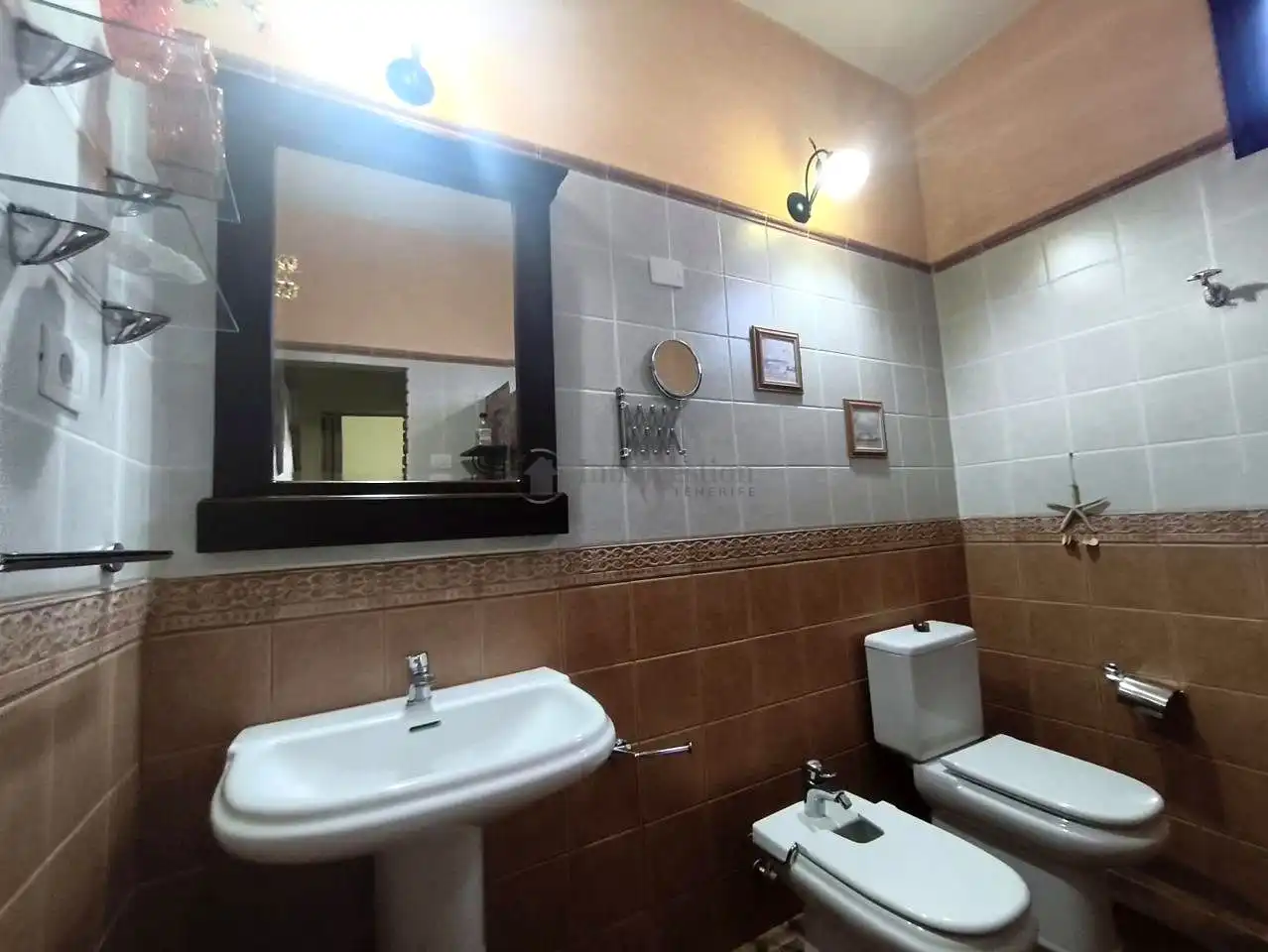 Baño de Apartamento de alquiler en Arico con Amueblado