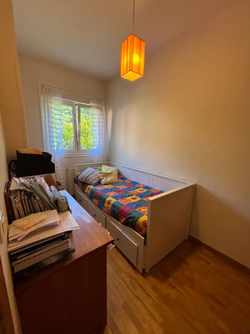 Dormitori de Casa adosada en venda en Morcín amb Calefacció, Jardí privat i Parquet