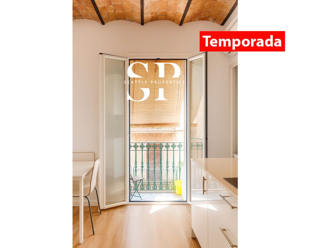 Exterior view of Flat to rent in  Barcelona Capital  with Air Conditioner, Heating and Parquet flooring